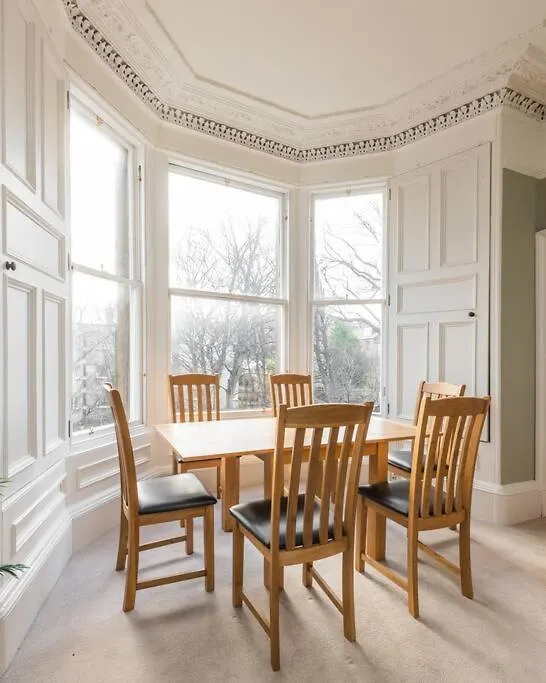 Stunning 3 Bedroom Flat In Bruntsfield Edimburgo Apartamento