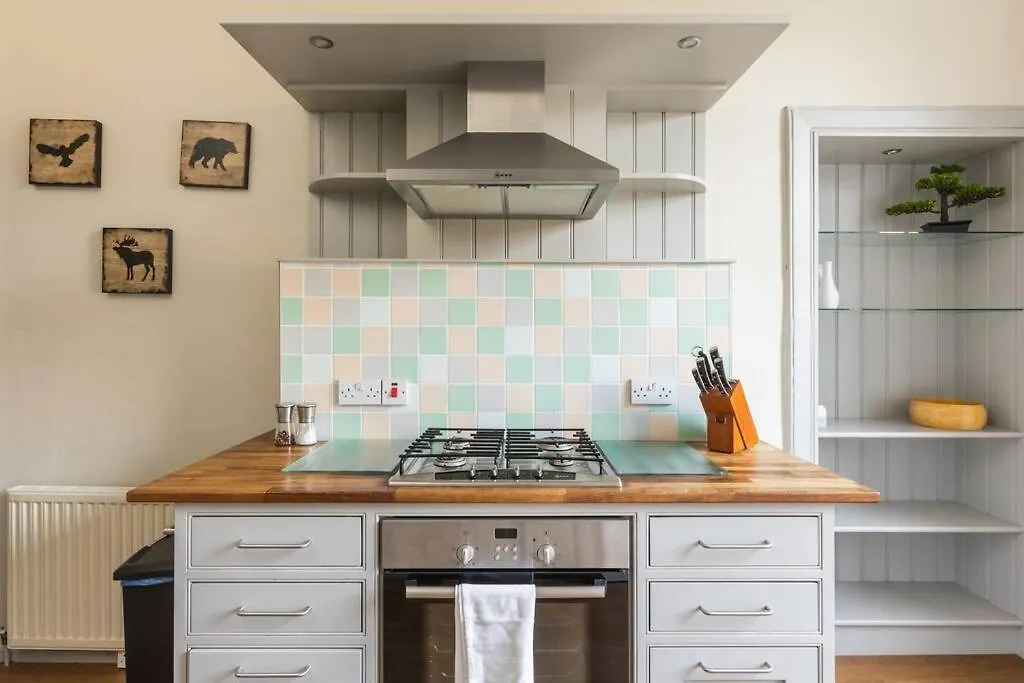 Stunning 3 Bedroom Flat In Bruntsfield Edimburgo Apartamento