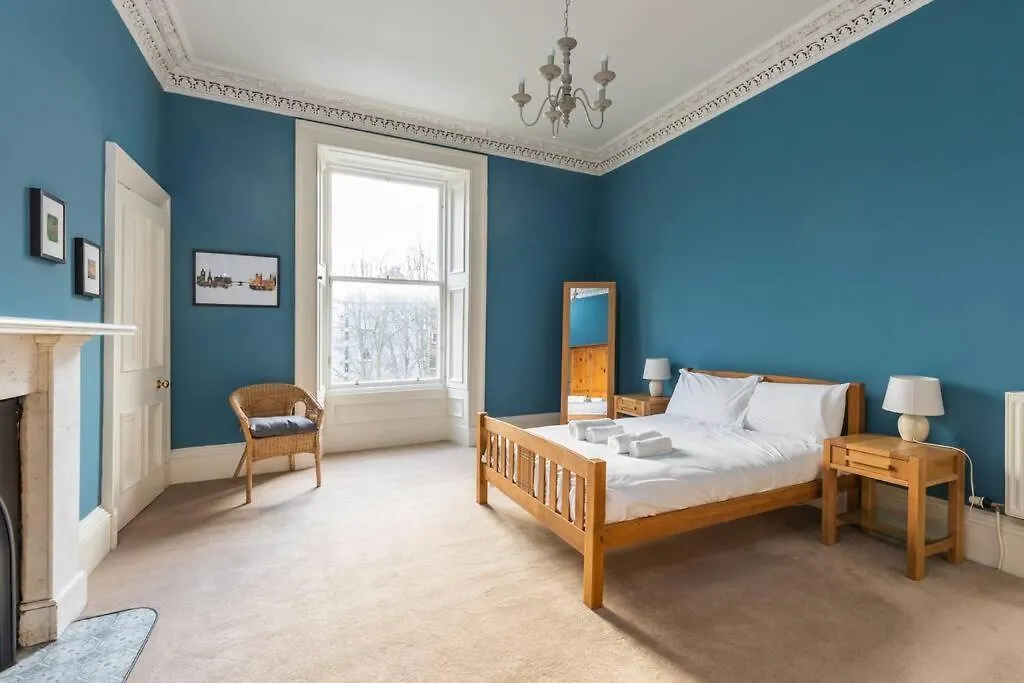 Stunning 3 Bedroom Flat In Bruntsfield Edinburgh United Kingdom