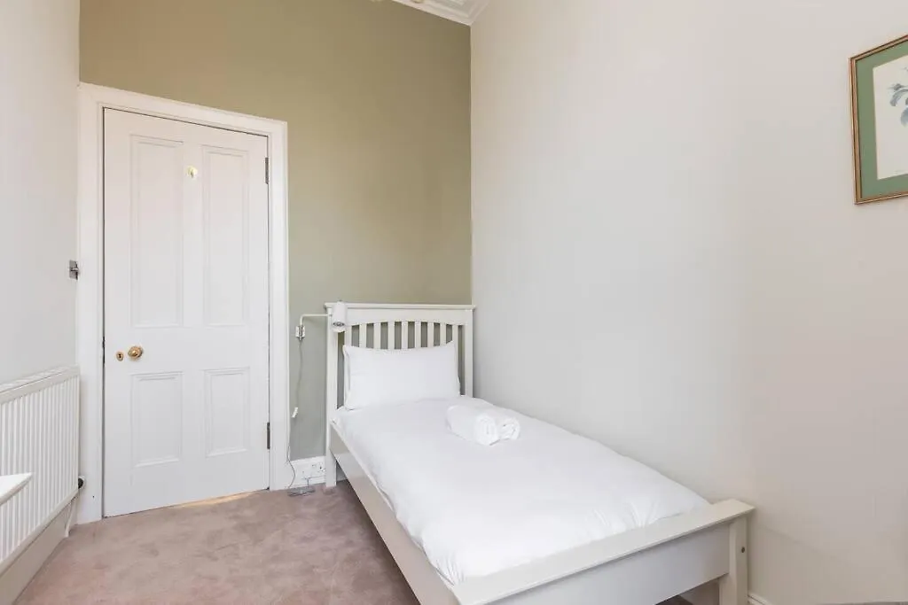 Stunning 3 Bedroom Flat In Bruntsfield Edinburgh Apartment